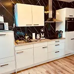 City Apartman